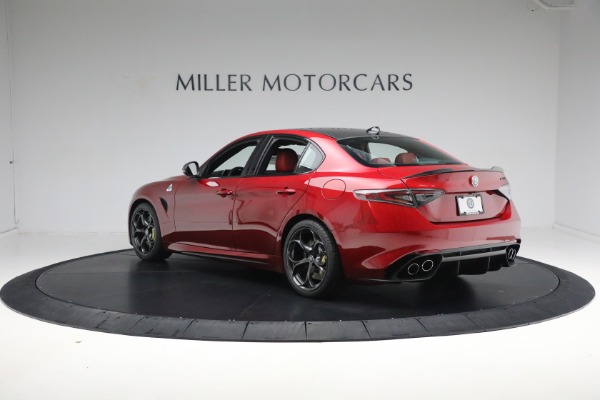 Used 2024 Alfa Romeo Giulia Quadrifoglio Carbon for sale $78,900 at Maserati of Westport in Westport CT 06880 10