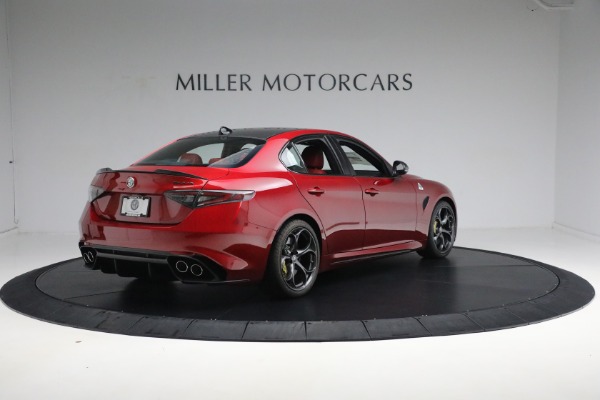 Used 2024 Alfa Romeo Giulia Quadrifoglio Carbon for sale $78,900 at Maserati of Westport in Westport CT 06880 14