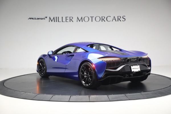 New 2025 McLaren Artura for sale Sold at Maserati of Westport in Westport CT 06880 5