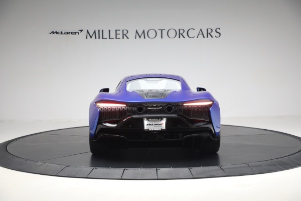 New 2025 McLaren Artura for sale Sold at Maserati of Westport in Westport CT 06880 6