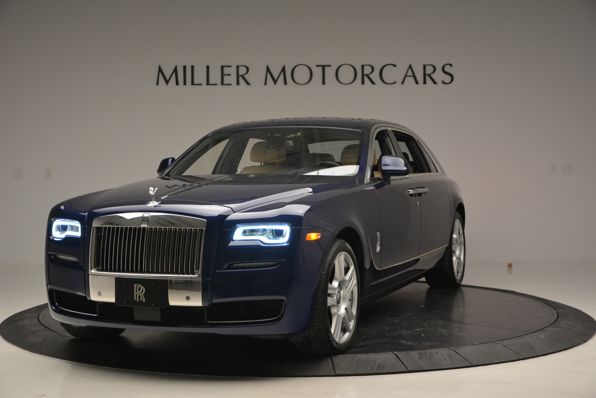 Used 2016 Rolls-Royce Ghost EWB for sale Sold at Maserati of Westport in Westport CT 06880 1