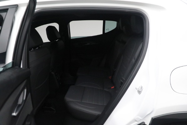 Used 2024 Alfa Romeo Tonale Veloce for sale $29,900 at Maserati of Westport in Westport CT 06880 22