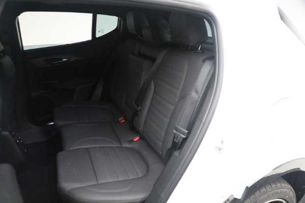 Used 2024 Alfa Romeo Tonale Veloce for sale $29,900 at Maserati of Westport in Westport CT 06880 23