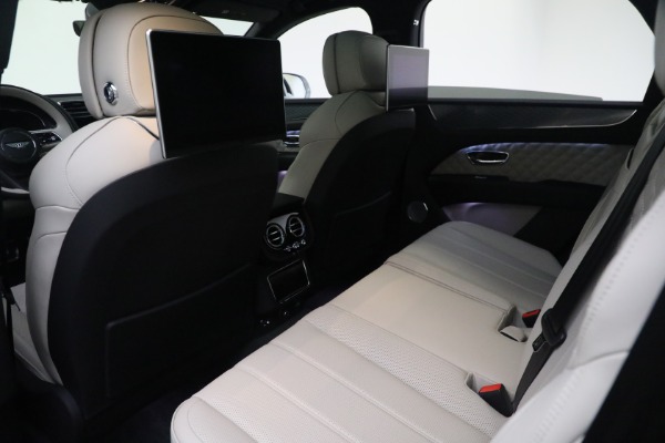 Used 2023 Bentley Bentayga Azure Hybrid for sale Sold at Maserati of Westport in Westport CT 06880 19