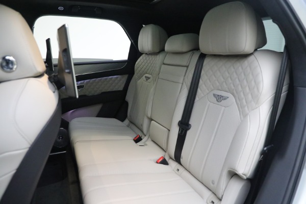 Used 2023 Bentley Bentayga Azure Hybrid for sale Sold at Maserati of Westport in Westport CT 06880 21