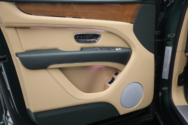 New 2024 Bentley Bentayga V8 for sale Sold at Maserati of Westport in Westport CT 06880 26