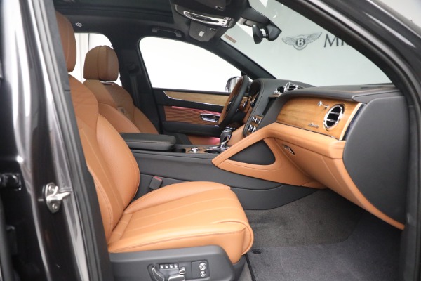 New 2024 Bentley Bentayga Azure V8 for sale Sold at Maserati of Westport in Westport CT 06880 25