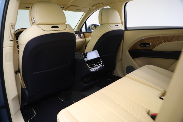 New 2024 Bentley Bentayga EWB Azure V8 for sale Sold at Maserati of Westport in Westport CT 06880 20