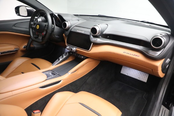 Used 2017 Ferrari GTC4Lusso for sale Sold at Maserati of Westport in Westport CT 06880 17