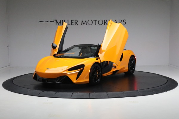 New 2025 McLaren Artura Spider Performance for sale Sold at Maserati of Westport in Westport CT 06880 14