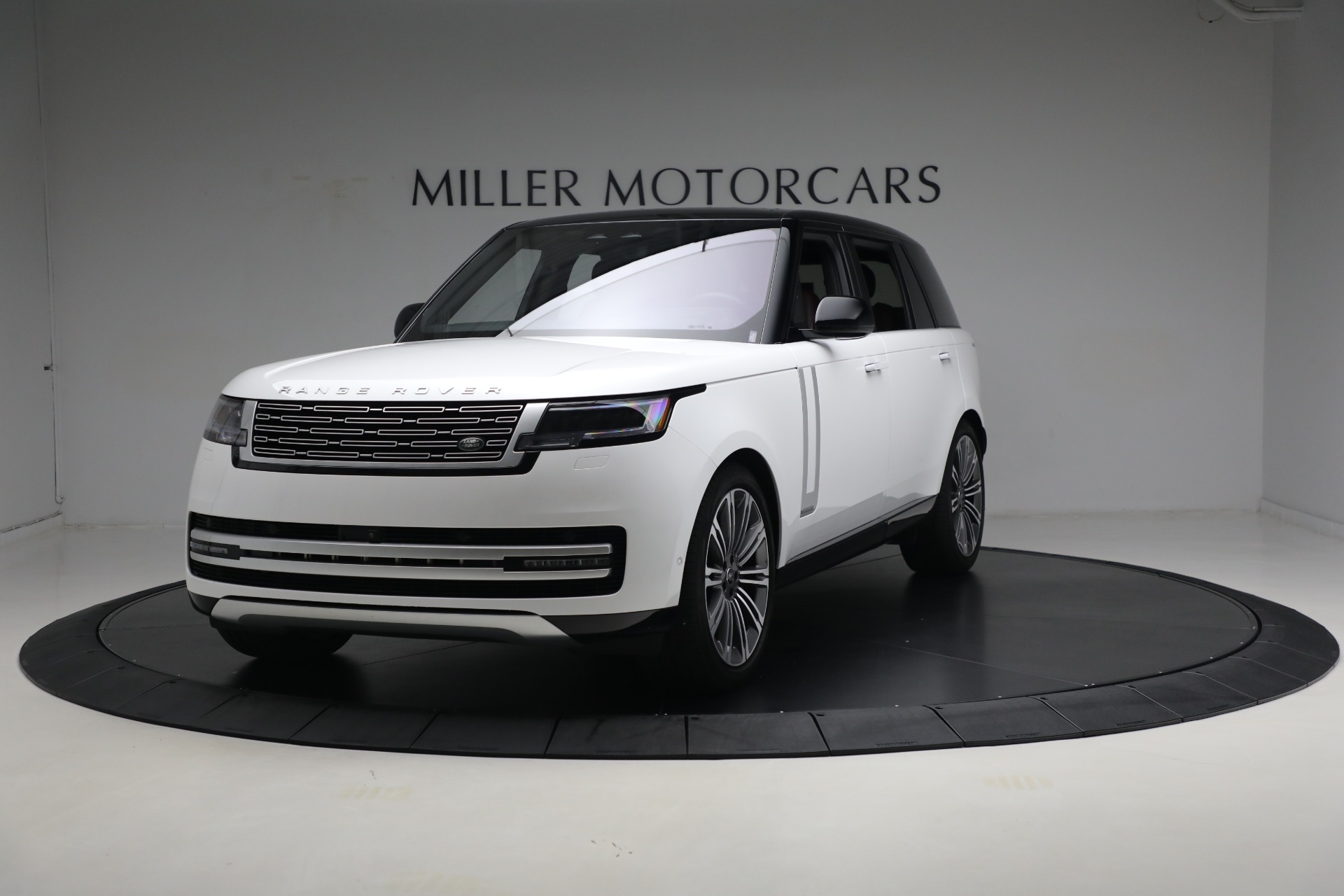 Used 2023 Land Rover Range Rover P530 Autobiography LWB for sale Sold at Maserati of Westport in Westport CT 06880 1
