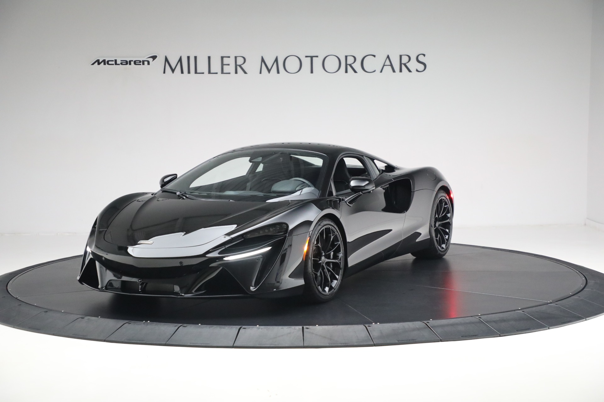 Used 2025 McLaren Artura TechLux for sale $227,900 at Maserati of Westport in Westport CT 06880 1