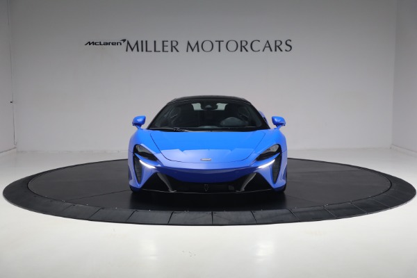 New 2025 McLaren Artura Spider Performance for sale $329,718 at Maserati of Westport in Westport CT 06880 13