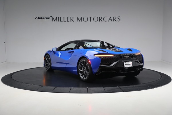 New 2025 McLaren Artura Spider Performance for sale $329,718 at Maserati of Westport in Westport CT 06880 18