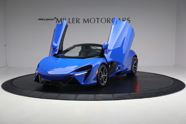 New 2025 McLaren Artura Spider Performance for sale $329,718 at Maserati of Westport in Westport CT 06880 26