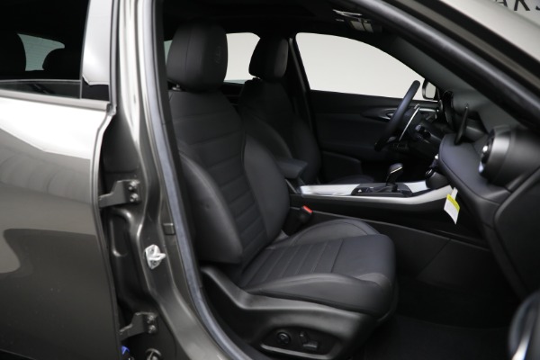 New 2024 Alfa Romeo Tonale Ti for sale Sold at Maserati of Westport in Westport CT 06880 10