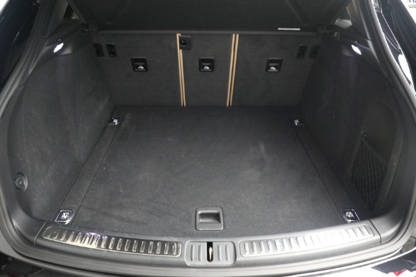 Used 2022 Porsche Macan S for sale Sold at Maserati of Westport in Westport CT 06880 24