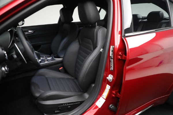 Used 2024 Alfa Romeo Giulia Quadrifoglio for sale $71,900 at Maserati of Westport in Westport CT 06880 26
