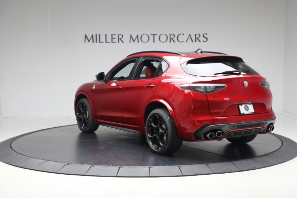New 2024 Alfa Romeo Stelvio Quadrifoglio Carbon pkge for sale $85,410 at Maserati of Westport in Westport CT 06880 15