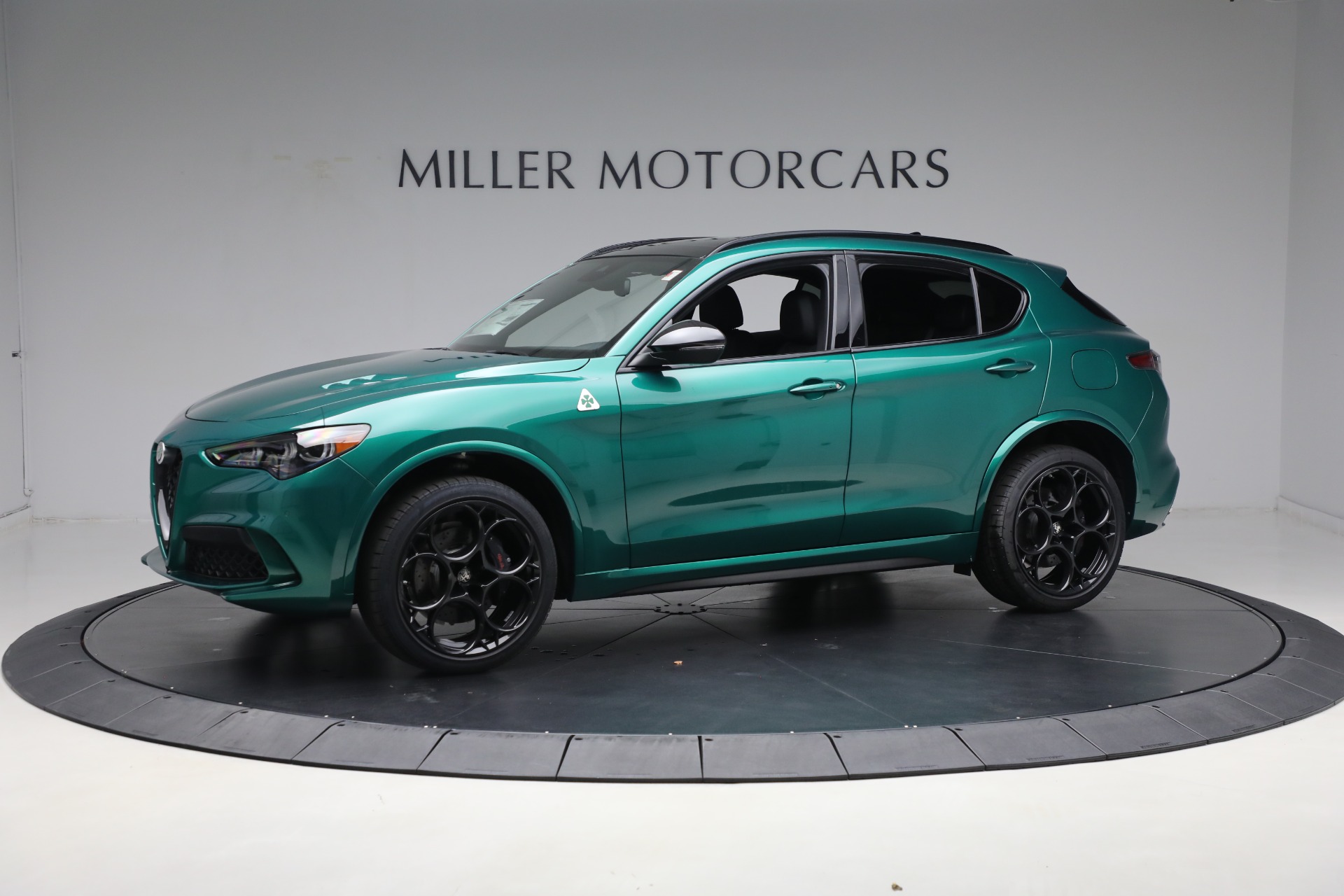 New 2024 Alfa Romeo Stelvio Quadrifoglio for sale $78,900 at Maserati of Westport in Westport CT 06880 1