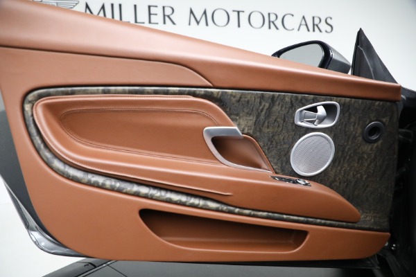 Used 2019 Aston Martin DB11 V8 for sale Sold at Maserati of Westport in Westport CT 06880 25