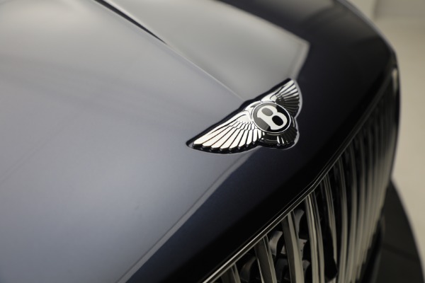 Used 2025 Bentley Bentayga EWB Azure V8 for sale $239,900 at Maserati of Westport in Westport CT 06880 14