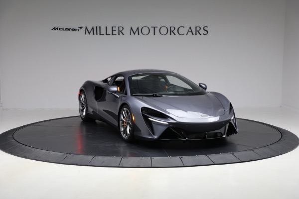 Used 2025 McLaren Artura Vision for sale $292,398 at Maserati of Westport in Westport CT 06880 11