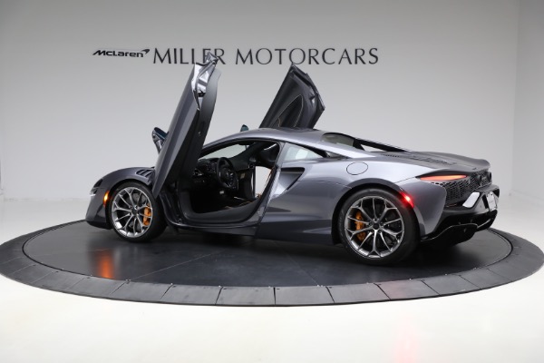 Used 2025 McLaren Artura Vision for sale $292,398 at Maserati of Westport in Westport CT 06880 17