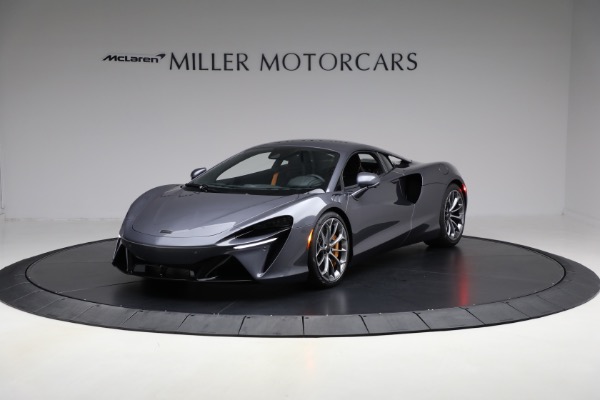 Used 2025 McLaren Artura Vision for sale $292,398 at Maserati of Westport in Westport CT 06880 1