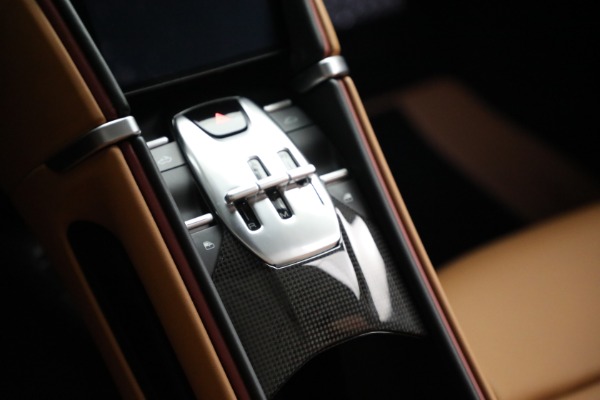 Used 2024 Ferrari Roma Spider for sale $347,900 at Maserati of Westport in Westport CT 06880 24