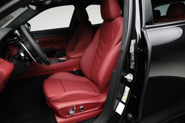 New 2025 Maserati Grecale Trofeo for sale $118,192 at Maserati of Westport in Westport CT 06880 14