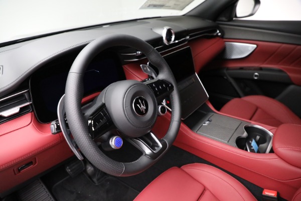 New 2025 Maserati Grecale Trofeo for sale $118,192 at Maserati of Westport in Westport CT 06880 22