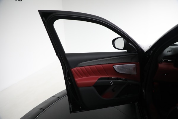New 2025 Maserati Grecale Trofeo for sale $118,192 at Maserati of Westport in Westport CT 06880 23