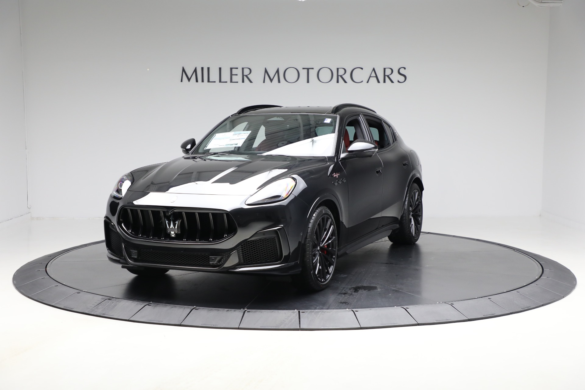 New 2025 Maserati Grecale Trofeo for sale $118,192 at Maserati of Westport in Westport CT 06880 1