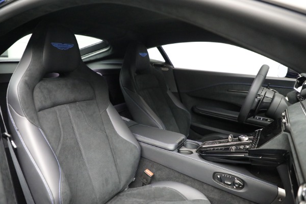 Used 2025 Aston Martin Vantage for sale $196,900 at Maserati of Westport in Westport CT 06880 19