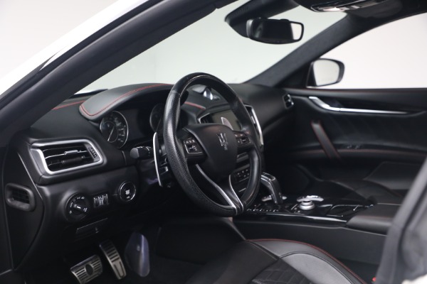 Used 2022 Maserati Ghibli Modena Q4 for sale $37,900 at Maserati of Westport in Westport CT 06880 14