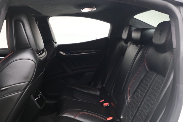 Used 2022 Maserati Ghibli Modena Q4 for sale $37,900 at Maserati of Westport in Westport CT 06880 17