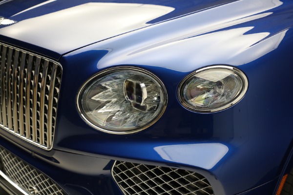 Used 2024 Bentley Bentayga Azure V8 for sale $209,900 at Maserati of Westport in Westport CT 06880 13