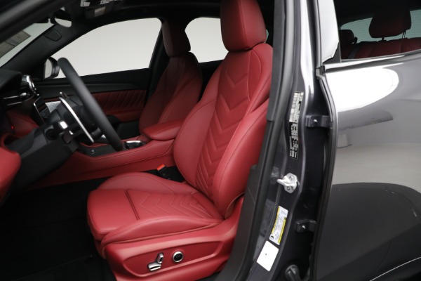 New 2025 Maserati Grecale Trofeo for sale $119,746 at Maserati of Westport in Westport CT 06880 17