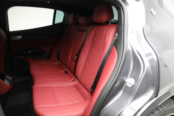 New 2025 Maserati Grecale Trofeo for sale $119,746 at Maserati of Westport in Westport CT 06880 23