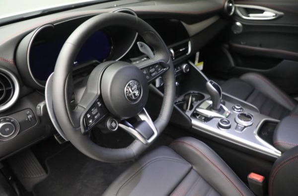New 2025 Alfa Romeo Giulia Tributo Italiano for sale Sold at Maserati of Westport in Westport CT 06880 24
