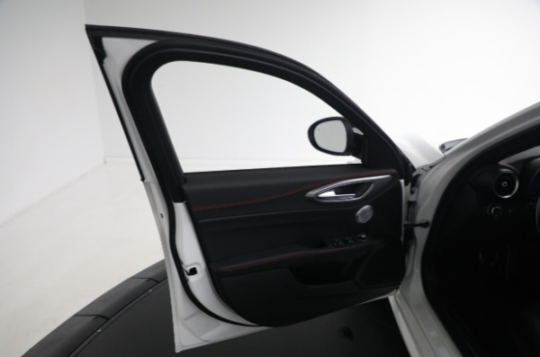 New 2025 Alfa Romeo Giulia Tributo Italiano for sale Sold at Maserati of Westport in Westport CT 06880 25