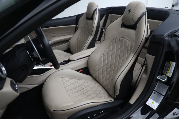 Used 2016 Ferrari California T for sale $122,900 at Maserati of Westport in Westport CT 06880 16