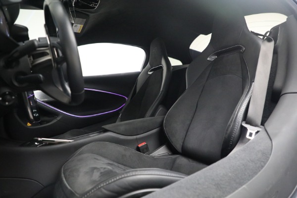 Used 2023 McLaren Artura Performance for sale $164,900 at Maserati of Westport in Westport CT 06880 13