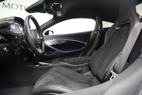 Used 2023 McLaren Artura Performance for sale $164,900 at Maserati of Westport in Westport CT 06880 14