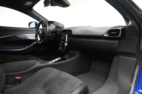 Used 2023 McLaren Artura Performance for sale $164,900 at Maserati of Westport in Westport CT 06880 18