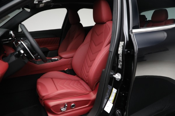 New 2025 Maserati Grecale for sale $83,405 at Maserati of Westport in Westport CT 06880 15