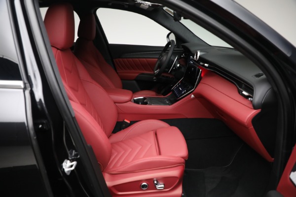 New 2025 Maserati Grecale for sale $83,405 at Maserati of Westport in Westport CT 06880 16