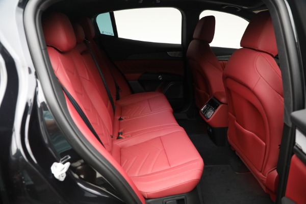 New 2025 Maserati Grecale for sale $83,405 at Maserati of Westport in Westport CT 06880 18