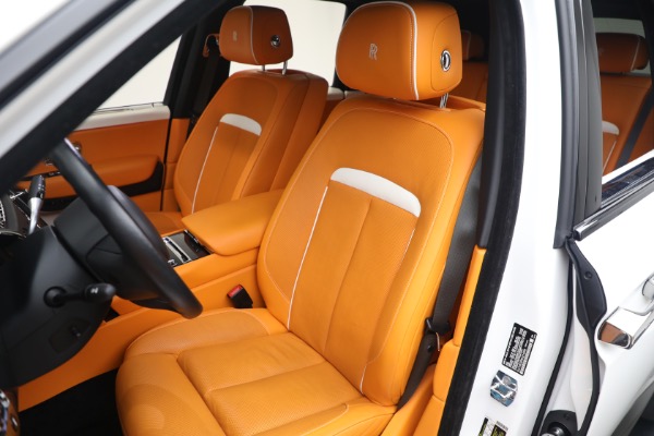 Used 2022 Rolls-Royce Black Badge Cullinan for sale Call for price at Maserati of Westport in Westport CT 06880 19